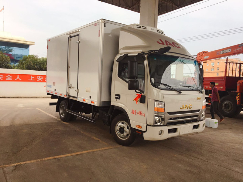 國(guó)六江淮帥鈴Q6冷藏車