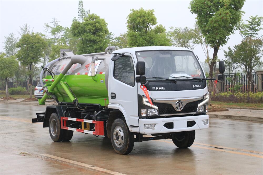 5噸吸污車-程力小型東風(fēng)5方吸污車廠家價(jià)格