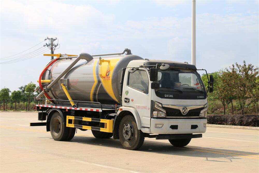 8噸吸污車-程力國六東風(fēng)多利卡8方吸污車廠家價(jià)格