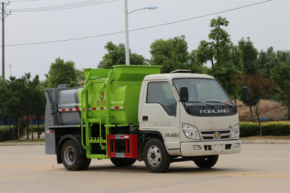 4方餐廚垃圾車-福田時(shí)代國六藍(lán)牌4方廚余泔水餐廚垃圾車廠家（方罐）