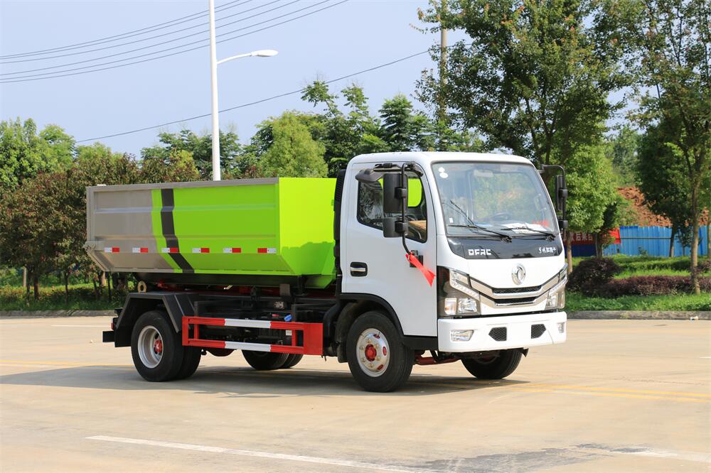 5方勾臂垃圾車-東風生活建筑垃圾5噸勾臂垃圾車廠家