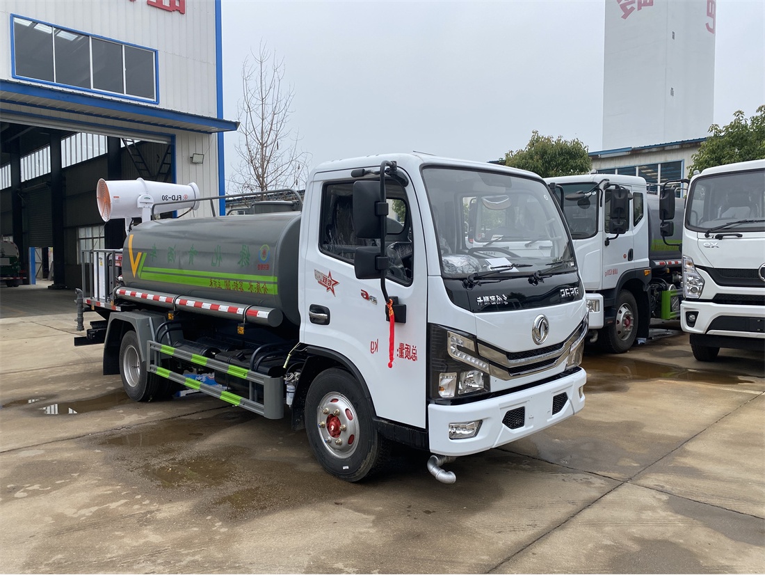 5噸霧炮車-東風(fēng)多利卡國(guó)六5立方霧炮噴霧車廠家價(jià)格