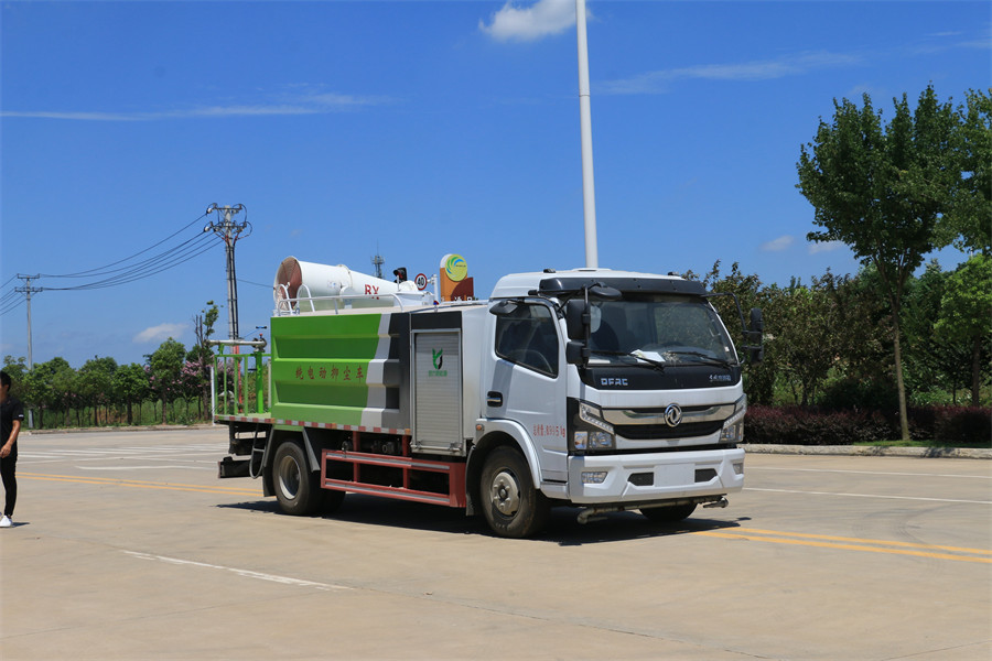 6方東風(fēng)多利卡D7新能源純電動(dòng)霧炮抑塵車  凱力