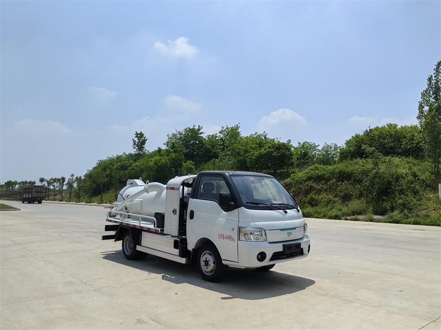 2方4.5噸 新能源純電動(dòng)吸污車(chē)  壹為